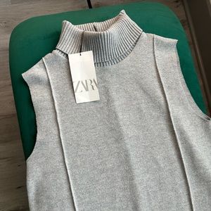 Zara Grey Sleeveless Sweater Turtleneck